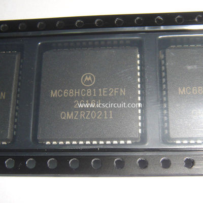 회로 MC68HC811E2FN 마이크로칩 MCU 전자 소자 마이크로컨트롤러